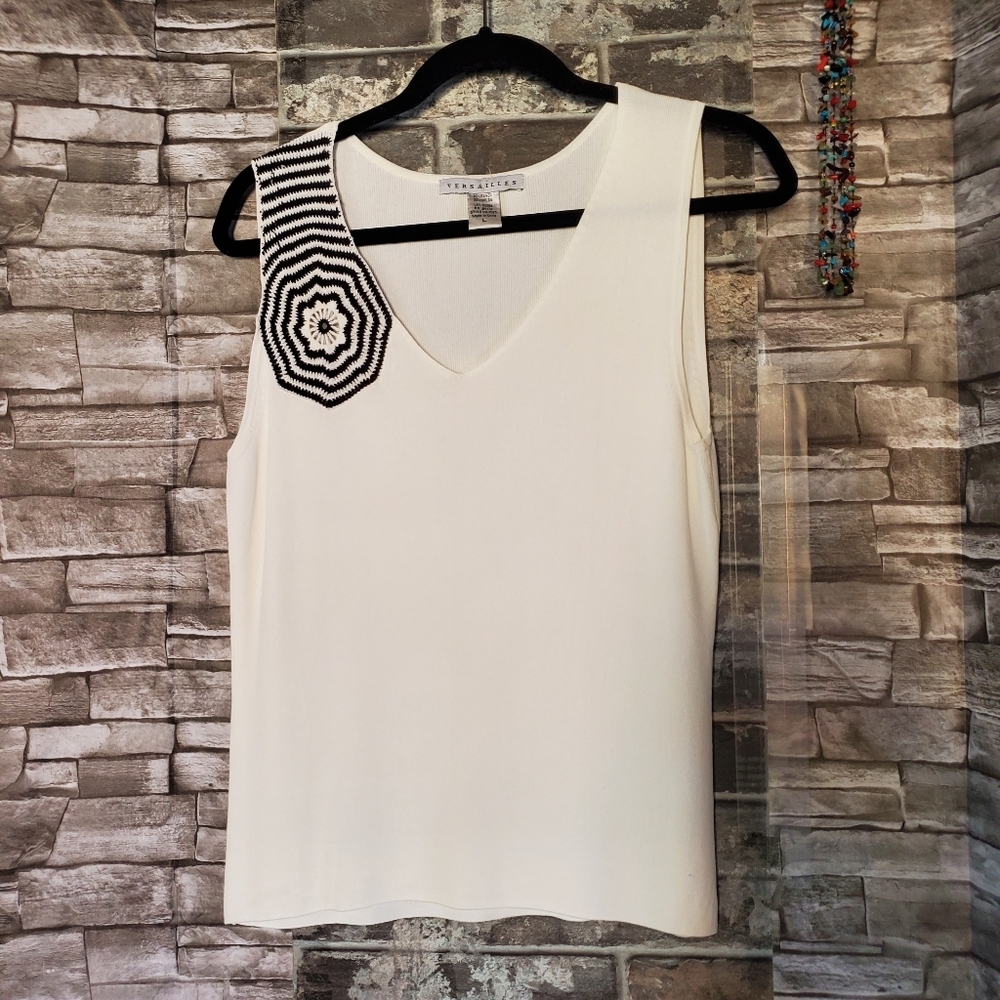 Versailles Sleeveless Knit Top Embroidered Geometric Career Classic Office Lrg